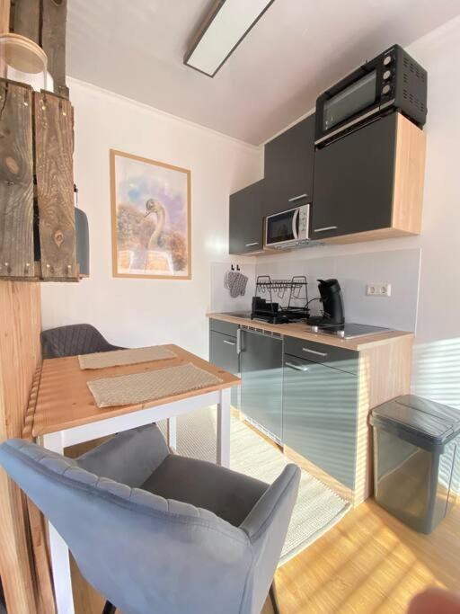 Tiny Haus Straussenblick 2 Villa Bad Fallingbostel Bagian luar foto